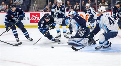 Ads Drop Game 3 To Moose Milwaukee Admirals