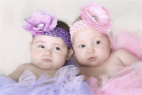 Twin Babies Wallpapers Top Free Twin Babies Backgrounds Wallpaperaccess