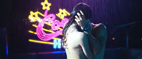 Nude Video Celebs Giulia Be Nude Beyond The Universe Depois Do Universo