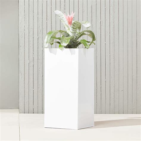 Blox Tall White Modern Indoor Outdoor Planters Cb Canada