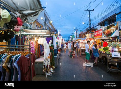 Hua hin night market hi-res stock photography and images - Alamy