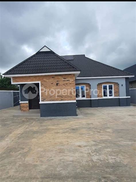 Bedroom House In Magboro Obafemi Owode Ogun House For Sale In