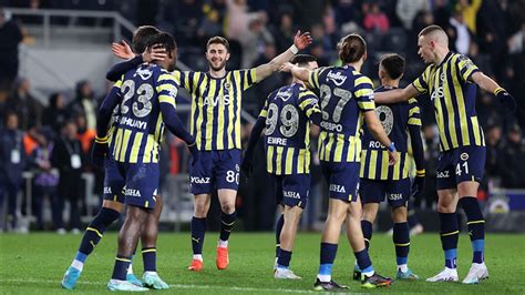 Fenerbah E Deplasmanda Adana Demirspor Ile Kar La Acak