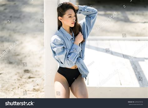 Woman Beach Bikini Beauty Summer Stock Photo 635547416 Shutterstock