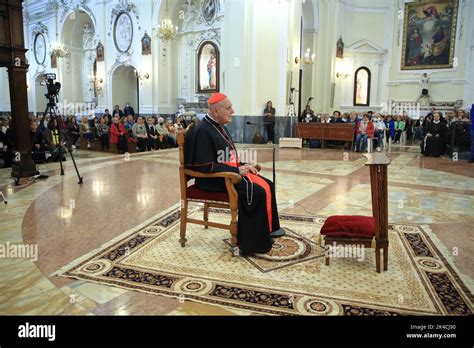 Recita Del Santo Rosario Immagini E Fotografie Stock Ad Alta