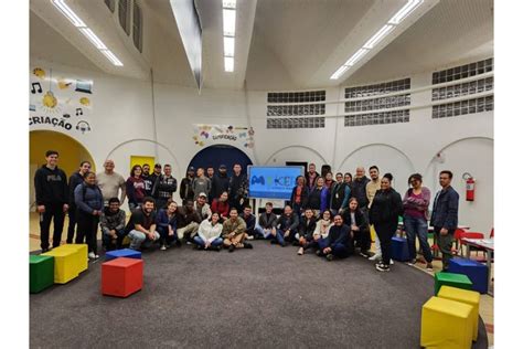 Alunos do IFPR campus Pinhais exploram inovação em visita ao Espaço