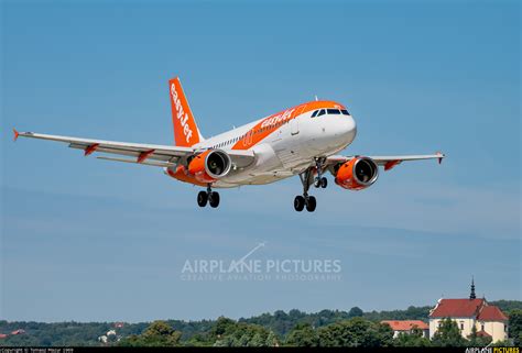 G Ezbb Easyjet Airbus A At Krak W John Paul Ii Intl Photo Id