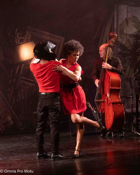 FESTIVAL OFF AVIGNON 2023 VIRGINIE ET PAUL THÉÂTRE ESSAÏON COUP