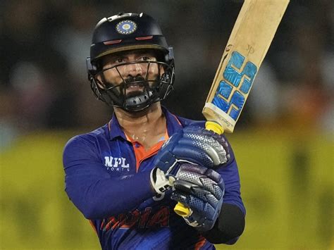 Dinesh Karthik Becomes The Oldest Indian Cricketer To Win Player Of The