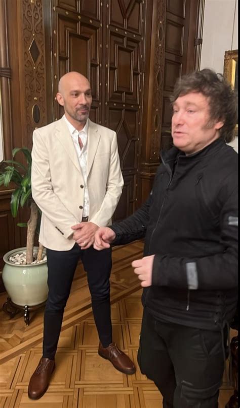 Javier Milei Recibi En La Casa Rosada Al Cantante L Rico Que Fue