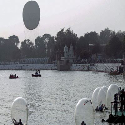 Kankaria Lake : History, Location, Distance, Things to Do, Hotels | Adotrip