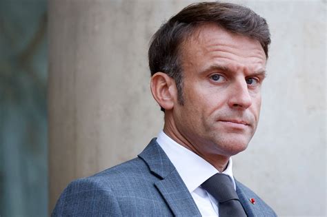 Édito Emmanuel Macron Est Sans Doute à La Recherche Du Point D