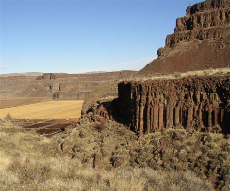 Flood Basalt Eruptions | Paleontology World