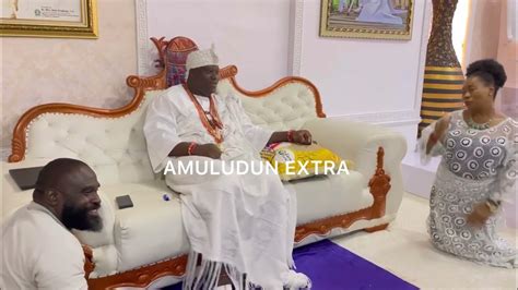 Modakeke Youths Visit The Ooni Of Ife To Celebrate The Twins Youtube