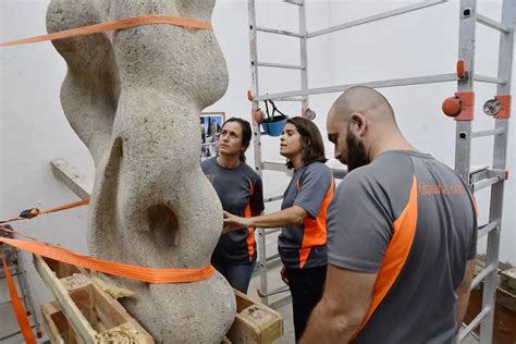 Del destrozo a la restauración la escultura de Plácido Fleitas vuelve