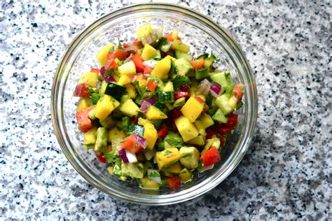 Mango Salsa – The Newlywed Chefs