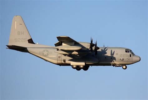 Marines C 130 Bh 9225 169225 A Photo On Flickriver