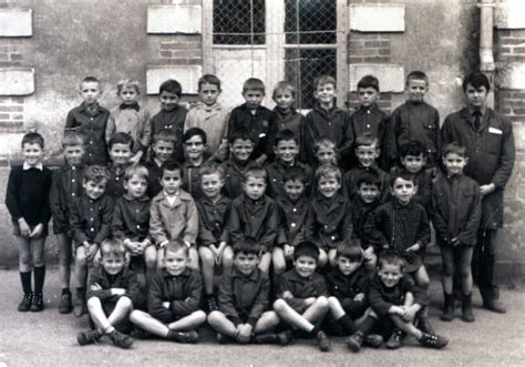 Photo De Classe Classe De Cp De 1967 Ecole Notre Dame Du Sacre