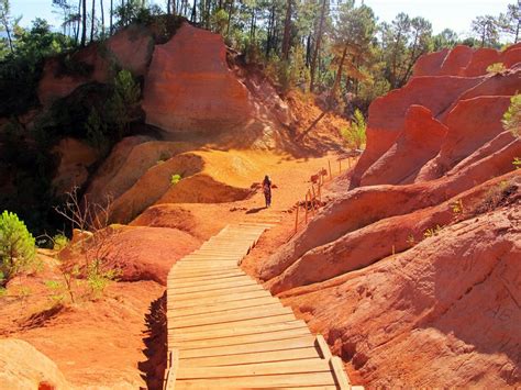 Sentier Des Ocres Ochre Path In Roussillon Provence Alpes Côte D