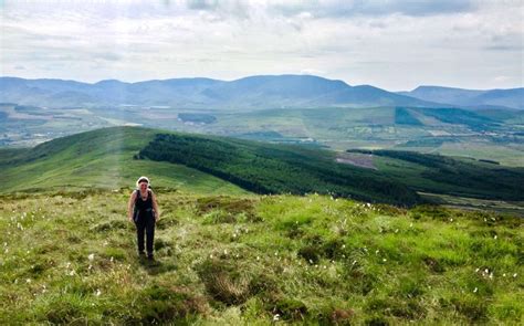 Self-Guided 11-Day Kerry Way Hike | 10Adventures