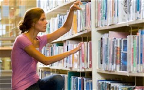 How to Become a School Librarian: Career and Salary Information