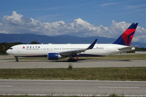 Delta Boeing Er N Dz Th Flickr