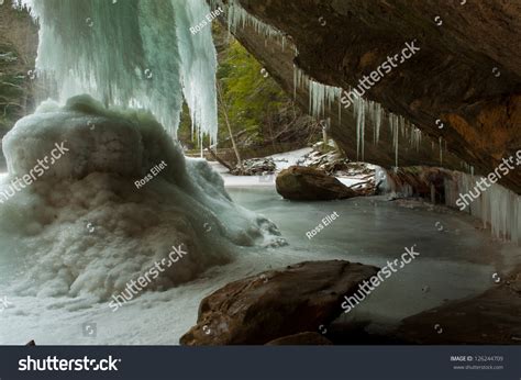 120 Old mans cave winter Images, Stock Photos & Vectors | Shutterstock