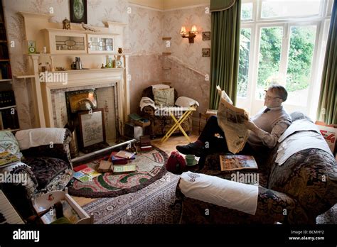 The Sitting Room in the World of James Herriot Museum Kirkgate Thirsk ...