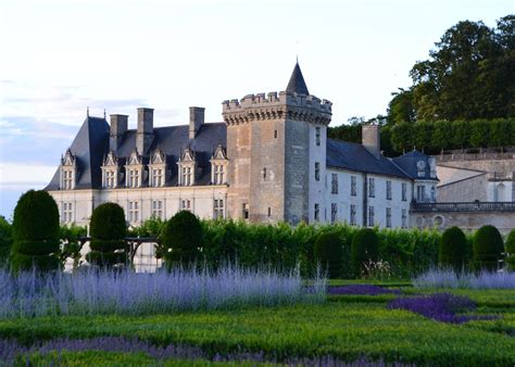 Visit Château de Villandry on a trip to France | Audley Travel US