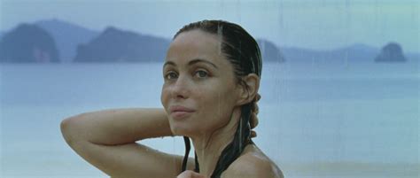 Naked Emmanuelle Béart in Vinyan