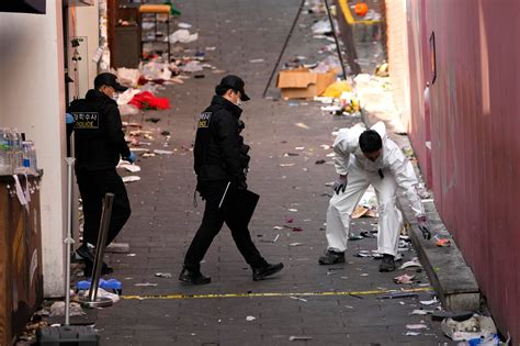 156 Tote Polizei räumt nach Massenpanik in Seoul Fehler ein