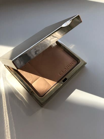 Clarins Ever Matte Mineral Powder Compact Transparent