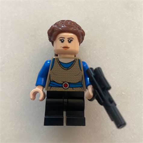 Se Produkter Som Liknar Lego Star Wars Padme Naberrie P Tradera