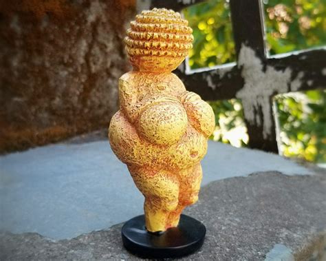 Venus of Willendorf, Fertility Goddess Statue, Occult Decor - Oddities