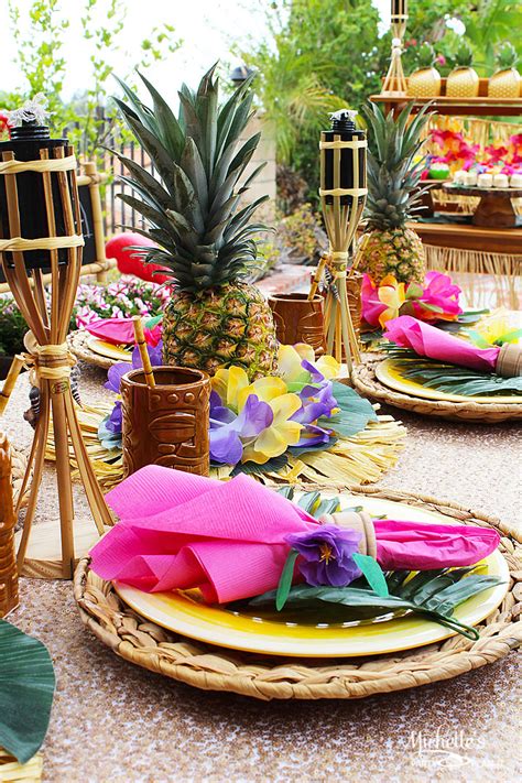 Easy Luau Party Ideas Michelles Party Plan It Luau Theme Party