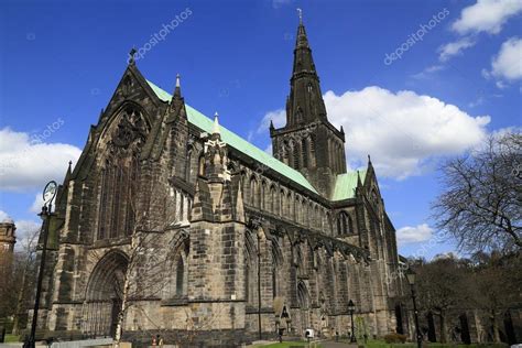 Glasgow cathedral Scotland, UK — Stock Photo © RudolfT #118742116