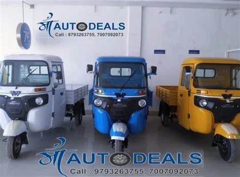 Cng Bajaj Cargo Auto Bajaj Maxima C Latest Price Dealers Retailers