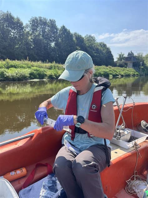 VCU Rice Rivers Center sturgeon specialist takes his expertise from the
