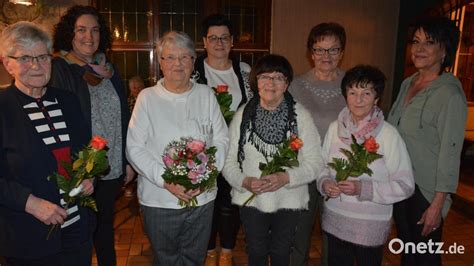 Neuwahlen Und Ehrungen Bei Der Frauen Union Mitterteich Onetz