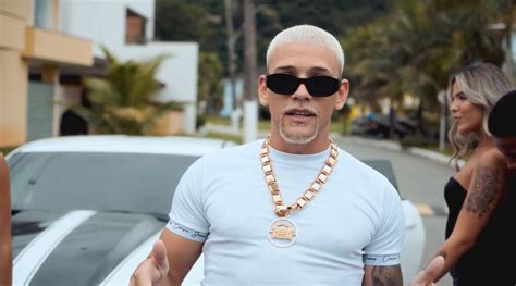 Mc Rogê se aventura no rap e lança Chefe da Tropa do Mal