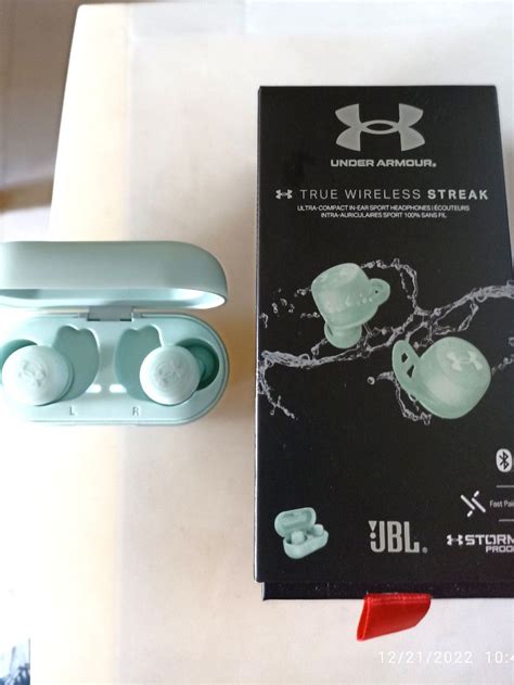 Jbl streak wireless, Audio, Earphones on Carousell