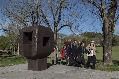 El Museo Chillida Leku Reabre Sus Puertas Despu S De M S De Ocho A Os