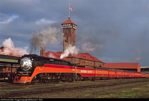 SP 4449 Southern Pacific Railroad Steam 4-8-4 at Portland, Oregon by ...