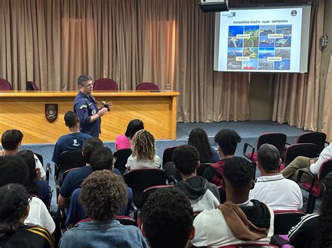 Alunos Do Ifes Visitam Capitania Dos Portos Do Esp Rito Santo Para