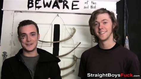 Two Amateurs Receive Sucking Session By Thick Horny Babe