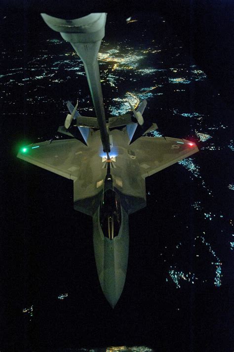 F 22 Raptor In Combat