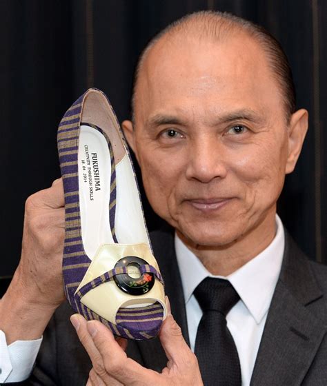 Biodata Jimmy Choo Tukang Kasut Lagenda Ilabur