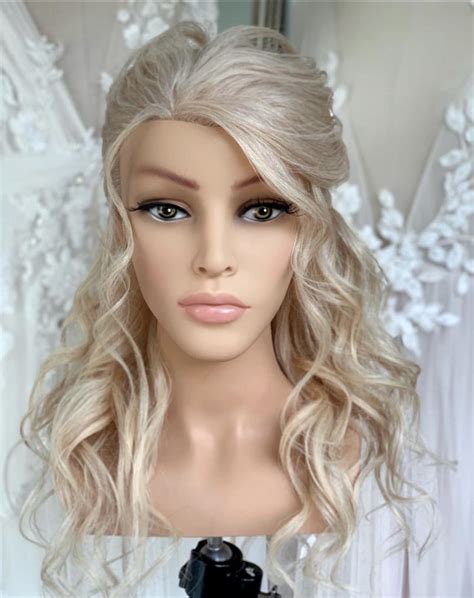 Hair Mannequin Ally Ulyana Aster