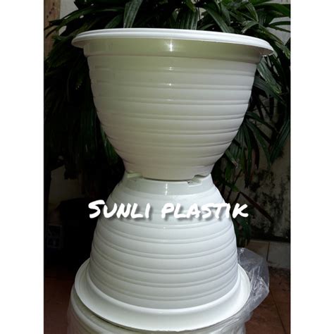 Jual Pot Kembang Plastik Tawon 25 Pot Bunga Lebah Jakarta Pusat