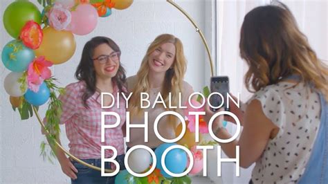diy balloon photo booth prop hgtv happy hgtv youtube